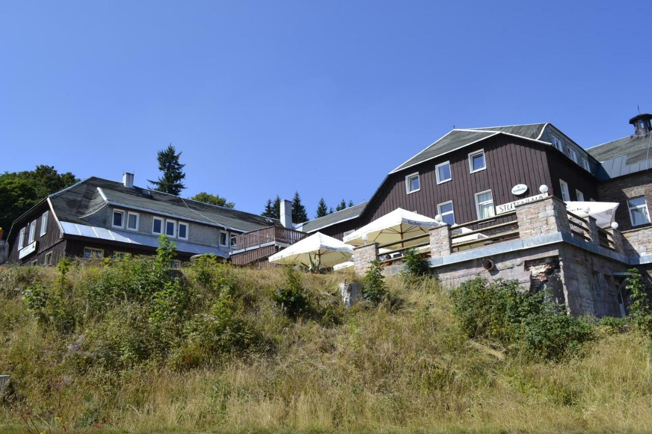 Berghotel Stutenhaus Schmiedefeld am Rennsteig Exteriör bild